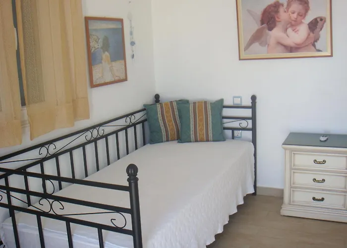 Aegean View * Naoussa